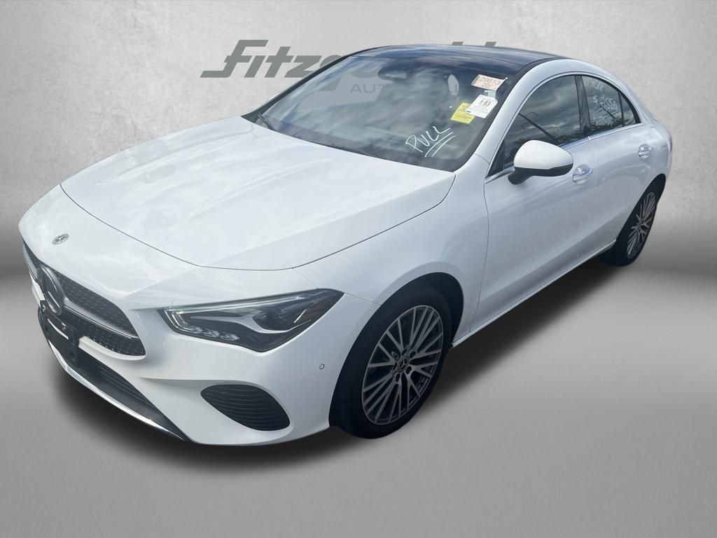 Used 2025 Mercedes-Benz CLA 250 4MATIC image 4