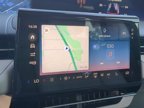 New 2026 Lincoln Nautilus Premier image 15