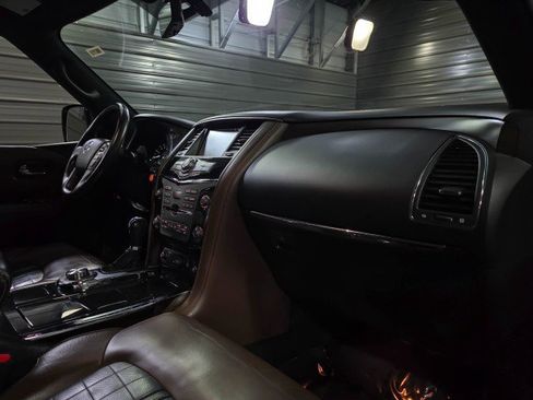 Used 2020 Nissan Armada Platinum w/ Platinum Reserve Package image 12