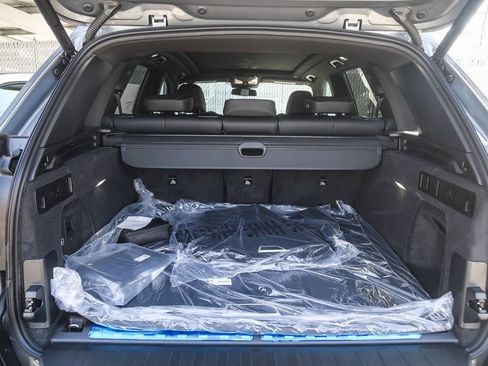 New 2026 BMW X5 xDrive50e w/ M Sport Package AWD/4WD image 22