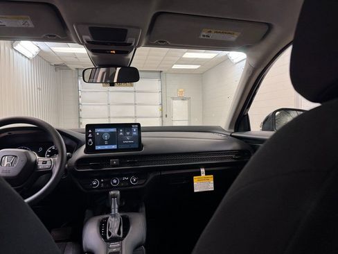 New 2026 Honda HR-V LX image 19