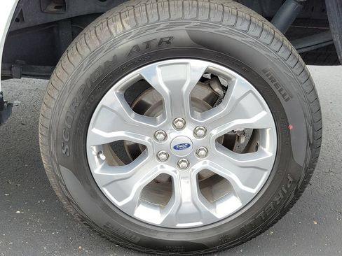 Certified 2023 Ford F150 Platinum w/ Equipment Group 701A High AWD/4WD image 5