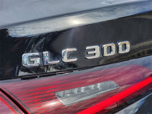 Certified 2025 Mercedes-Benz GLC 300 4MATIC image 16