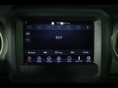 Used 2022 Jeep Wrangler Willys image 19