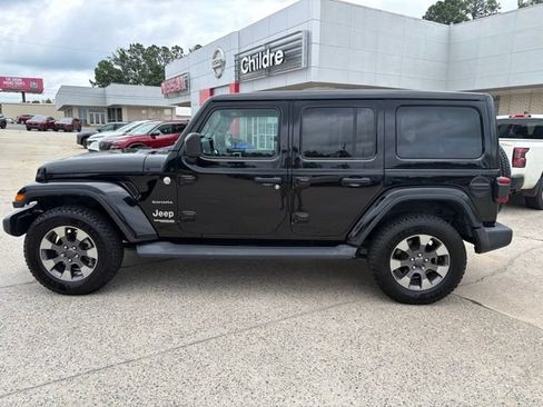 Used 2019 Jeep Wrangler Unlimited Sahara AWD/4WD image 1