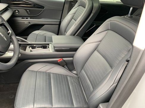 New 2026 Lincoln Nautilus Reserve w/ Jet Appearance Package AWD/4WD image 21