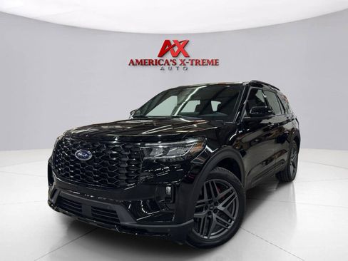 Used 2025 Ford Explorer ST-Line w/ Premium Package RWD image 1