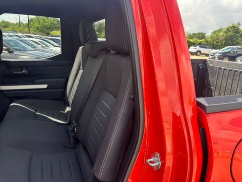 Used 2024 Toyota Tacoma TRD Off-Road image 36