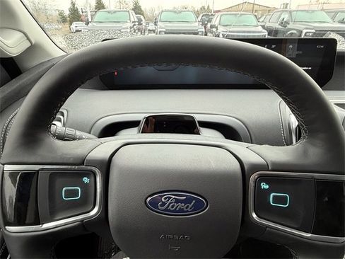 New 2026 Ford Expedition Platinum w/ Driver's Package image 22