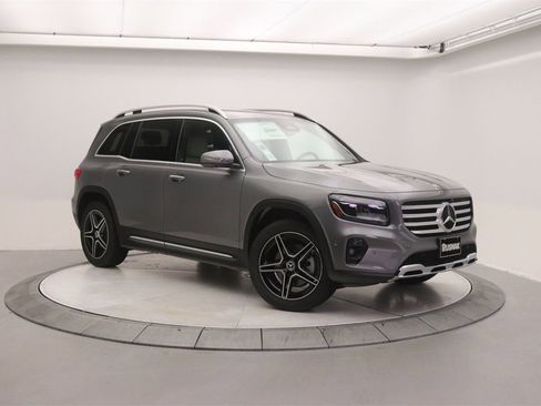 New 2026 Mercedes-Benz GLB 250 image 1