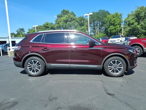 Used 2019 Lincoln Nautilus Select AWD/4WD image 8