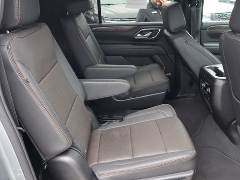 Certified 2024 Chevrolet Suburban High Country image 38