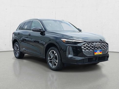 New 2026 Audi Q5 Premium Plus AWD/4WD image 3