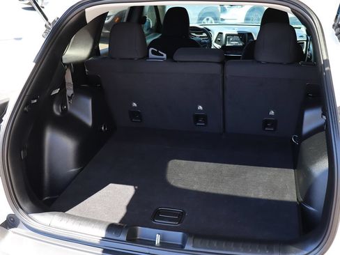Used 2020 Jeep Cherokee Latitude FWD image 24