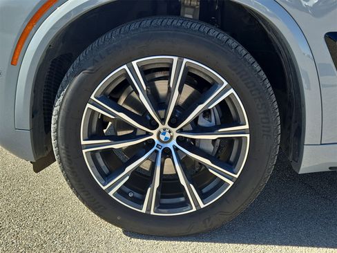 Used 2026 BMW X5 xDrive40i image 11