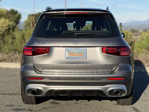 Used 2025 Mercedes-Benz GLB 35 AMG 4MATIC image 9