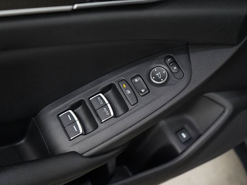 Used 2019 Honda Accord Sport image 18
