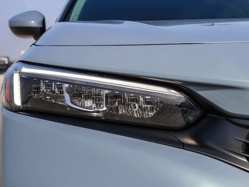 Used 2024 Honda Civic EX image 9