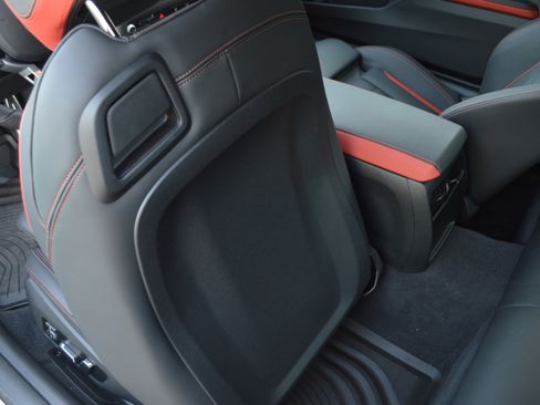 Used 2026 BMW M440i Coupe w/ Premium Package RWD image 28