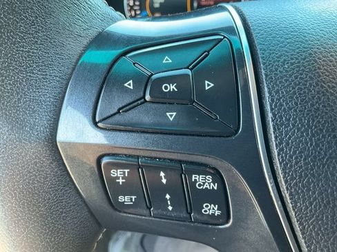 Used 2016 Ford Explorer Platinum AWD/4WD image 19