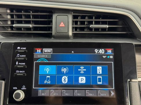 Used 2020 Honda Civic EX image 24