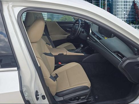 Used 2021 Lexus ES 350 w/ Premium Package FWD image 27