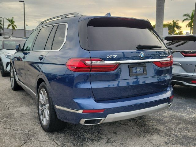 Used 2021 BMW X7 xDrive40i w/ Premium Package 2 AWD/4WD image 4