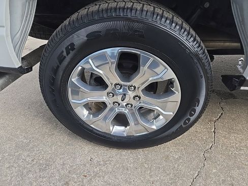 Used 2023 Ford F150 Platinum w/ FX4 Off-Road Package image 34