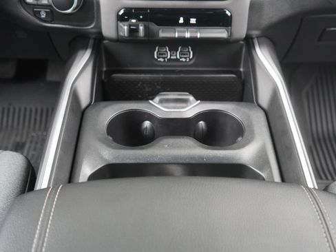 Used 2022 RAM 1500 Big Horn AWD/4WD image 23