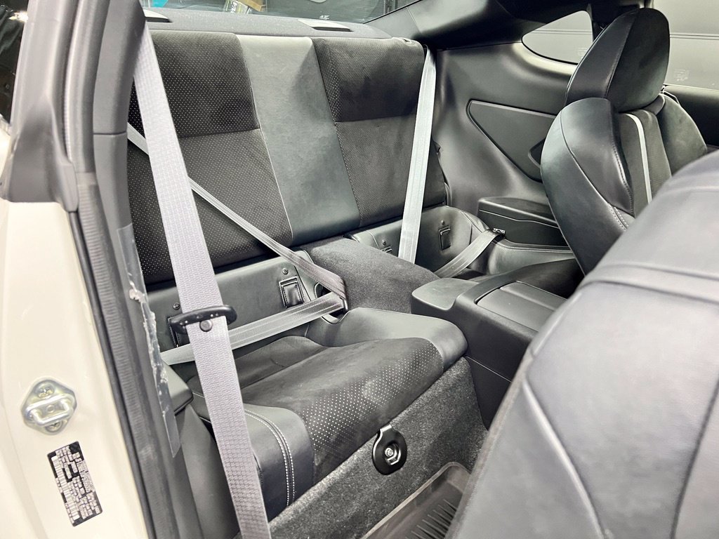 Used 2023 Toyota GR86 Premium w/ ALL Weather Mat Package (TMS) RWD image 18