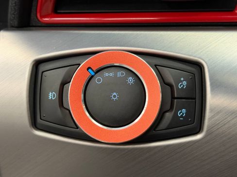 Used 2020 Ford Mustang Premium RWD image 30