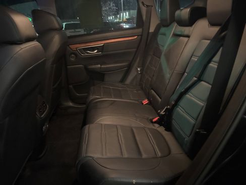 Used 2021 Honda CR-V Touring image 11