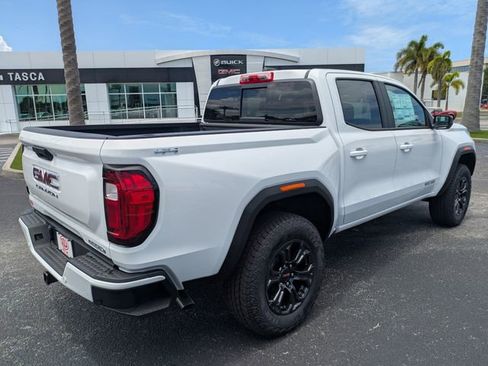 New 2025 GMC Canyon Elevation w/ Convenience Package image 4