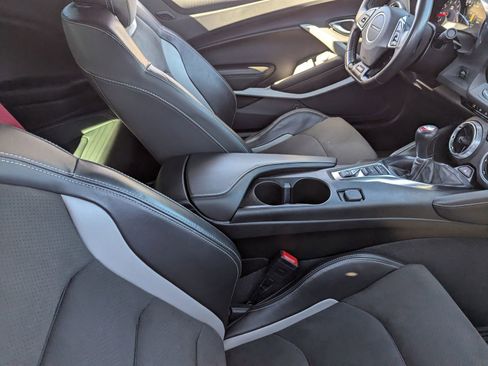 Used 2023 Chevrolet Camaro SS image 11