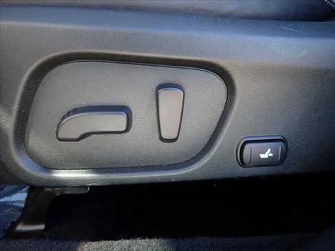 Used 2017 Subaru Forester 2.0XT Premium image 10