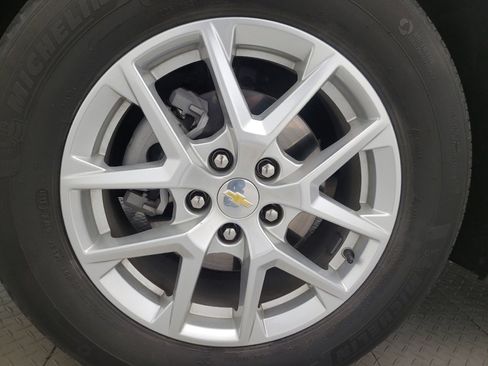 Used 2022 Chevrolet Equinox LS FWD image 31