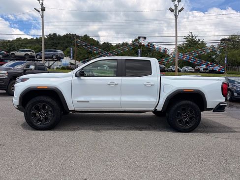 Used 2025 GMC Canyon Elevation AWD/4WD image 3