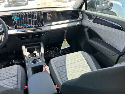 New 2026 Volkswagen Tiguan S FWD image 11