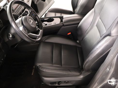Used 2023 Nissan Rogue SL FWD image 11