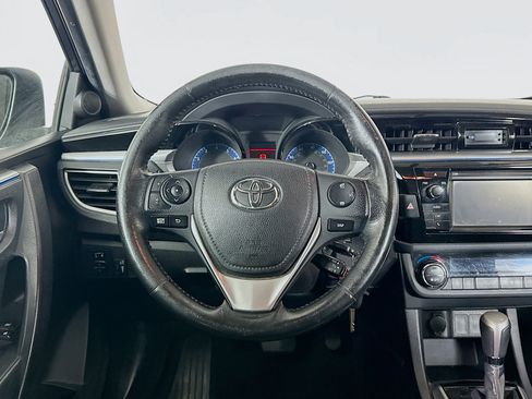 Used 2015 Toyota Corolla S image 17