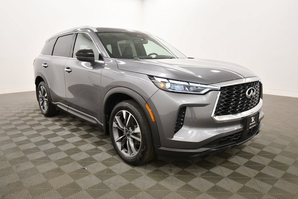 Used 2025 INFINITI QX60 Luxe AWD/4WD image 10
