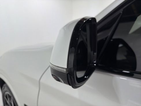 Certified 2024 BMW X3 xDrive30i w/ Premium Package image 9