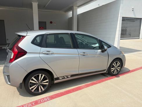 Used 2017 Honda Fit EX-L image 4