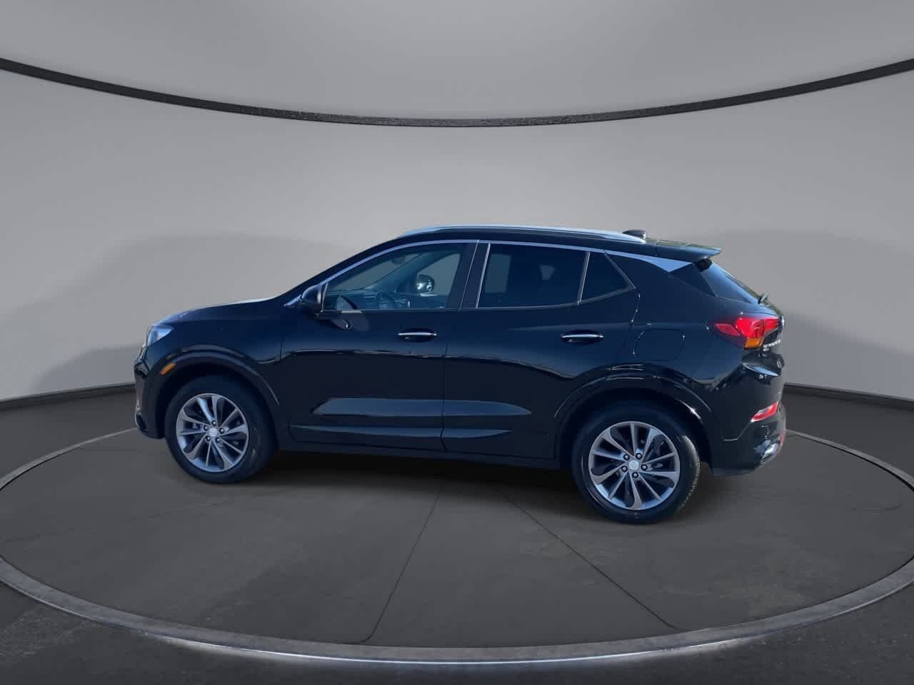 Used 2023 Buick Encore GX Select w/ Sport Touring Package AWD/4WD image 7