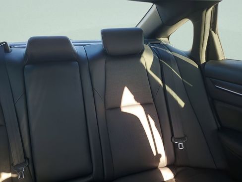 Used 2021 Honda Accord Sport image 14