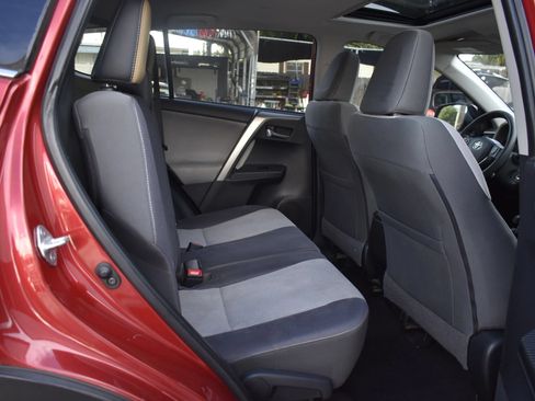 Used 2015 Toyota RAV4 XLE FWD image 13