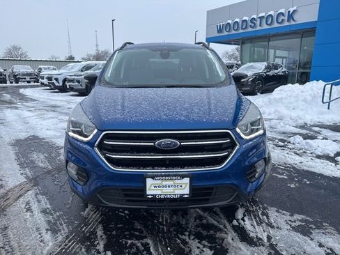 Used 2017 Ford Escape Titanium image 8