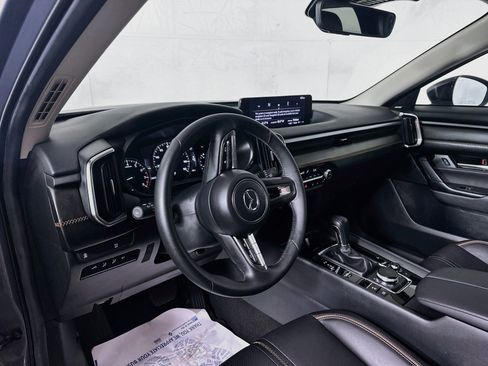 Used 2025 MAZDA CX-50 AWD 2.5 S w/ Premium Plus Pkg image 9