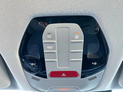 Used 2025 Kia K4 LXS image 15