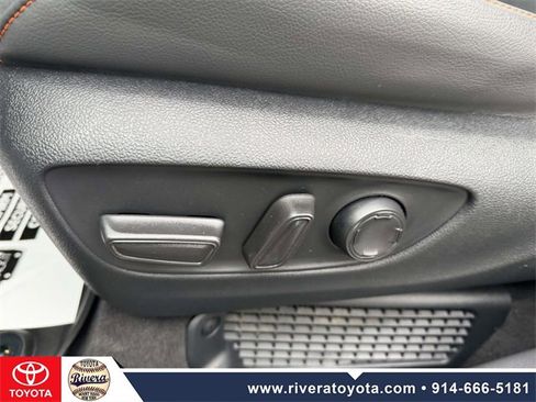 Used 2023 Toyota Sienna XSE image 12